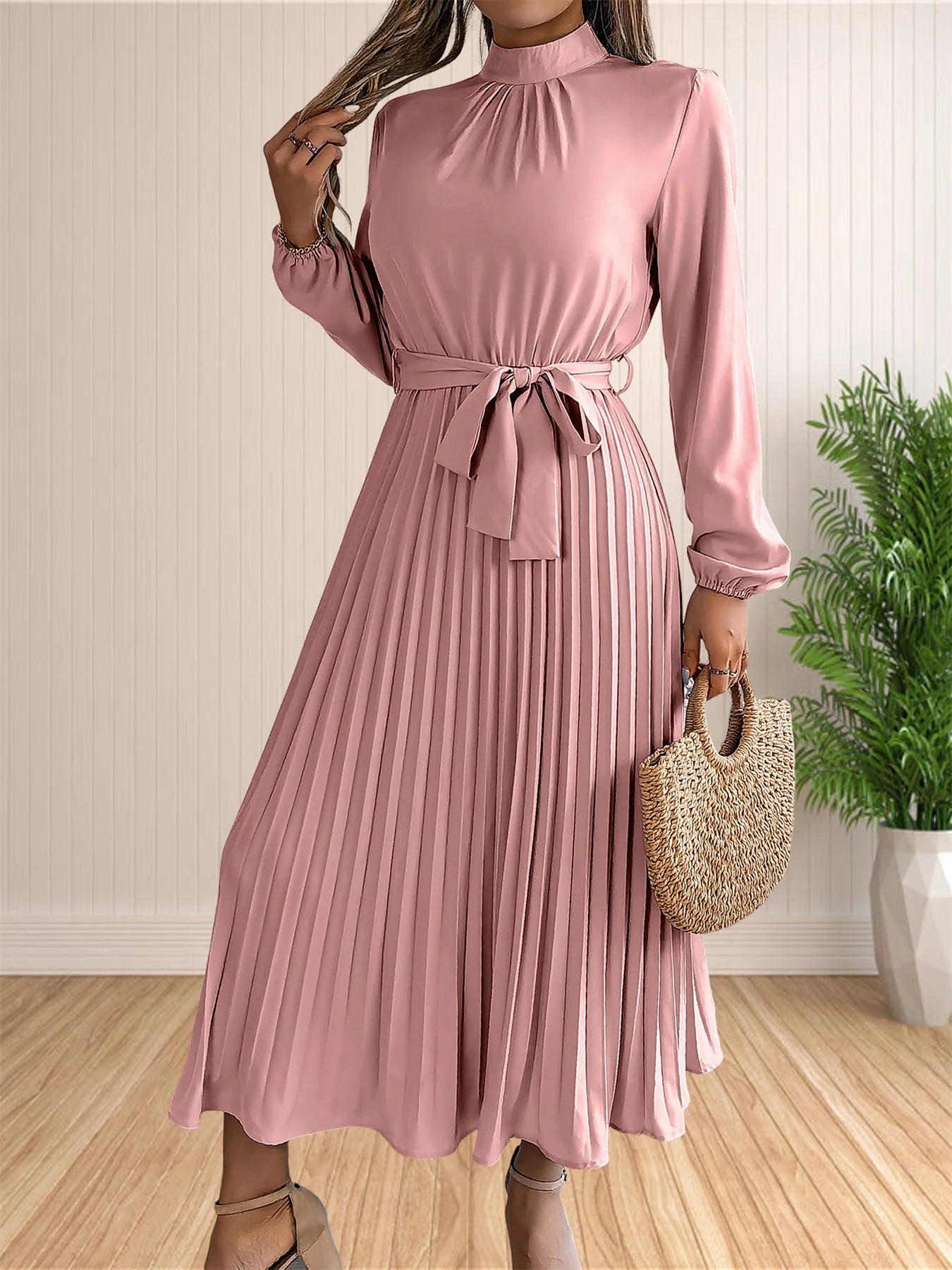 Elegant Pleated Long Sleeved Chic Dress