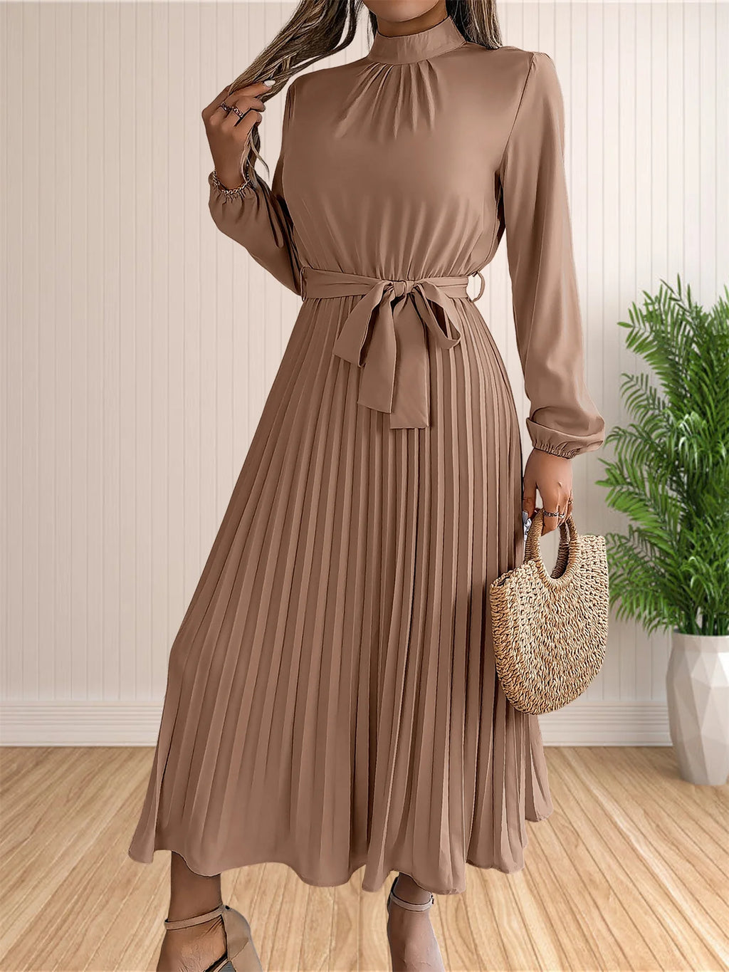 Elegant Pleated Long Sleeved Chic Dress